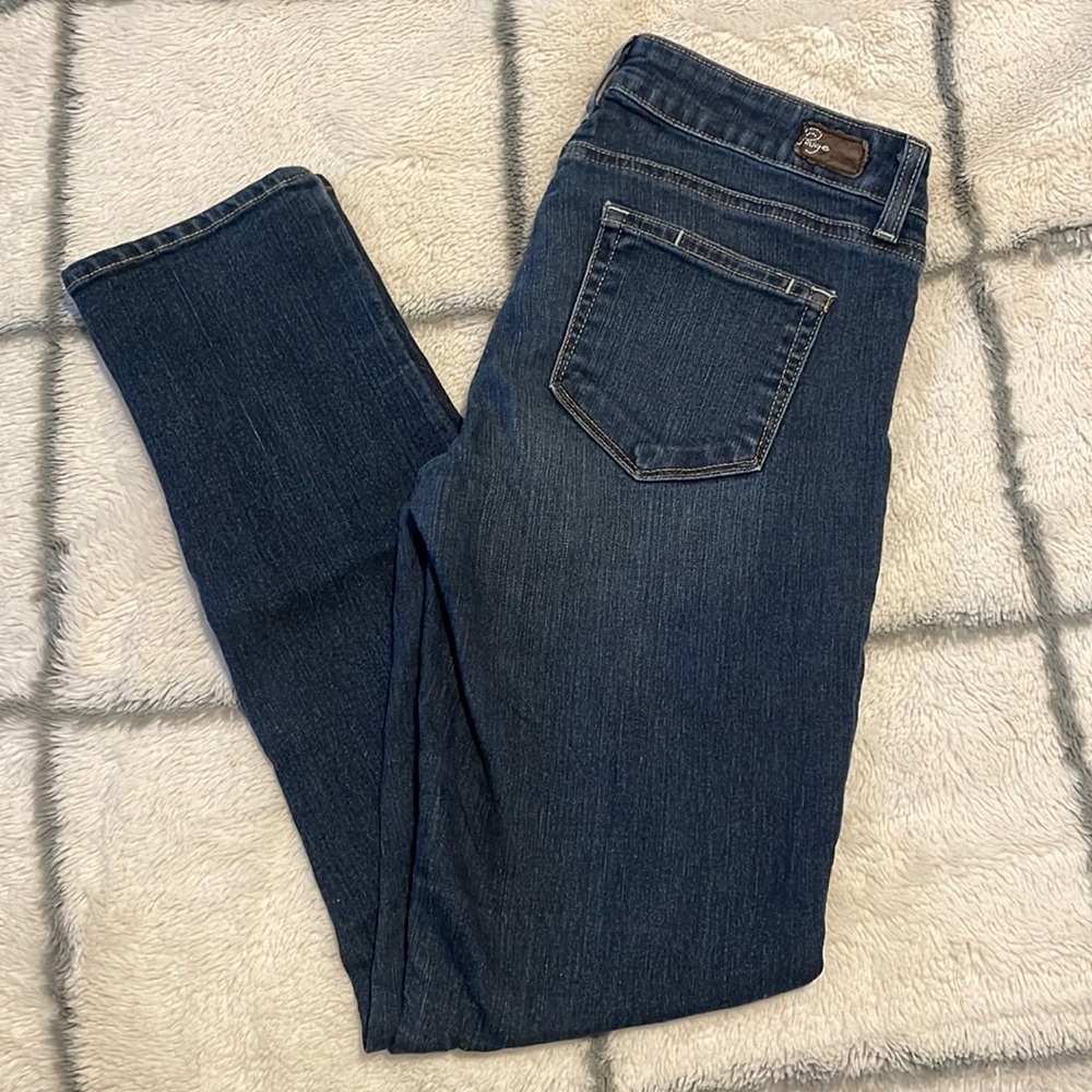 3/$25 💙 Paige Denim Skinny jeans